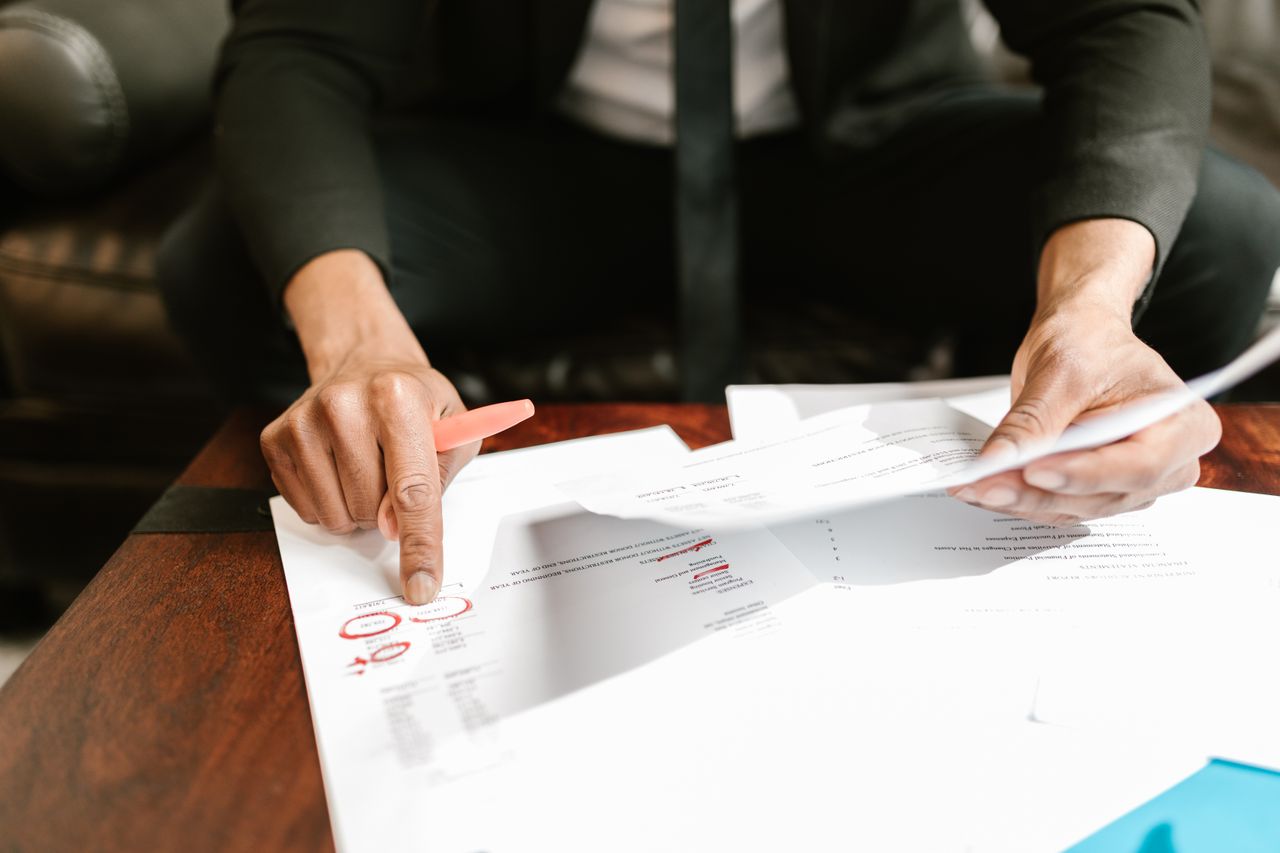 Embezzlement and Internal Fraud Investigations: How Companies Build a Case Before Confronting an Employee